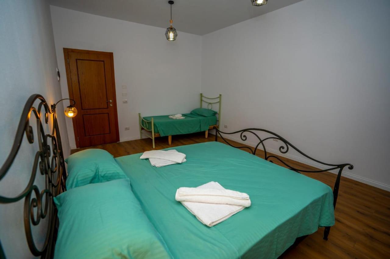 Hotel Veni I Gjyshit